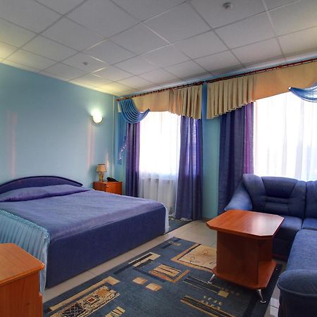 Hotel Aquapark Alligator Ternopil Ngoại thất bức ảnh