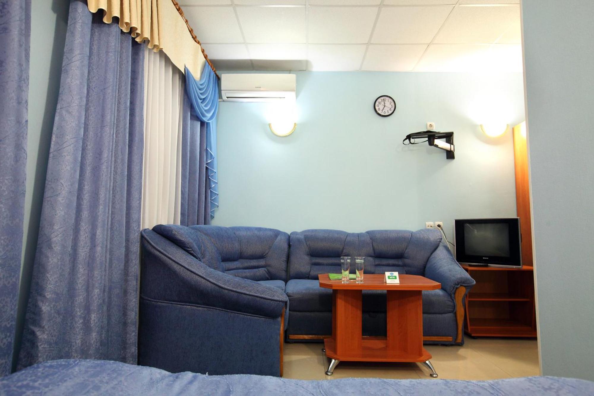 Hotel Aquapark Alligator Ternopil Ngoại thất bức ảnh